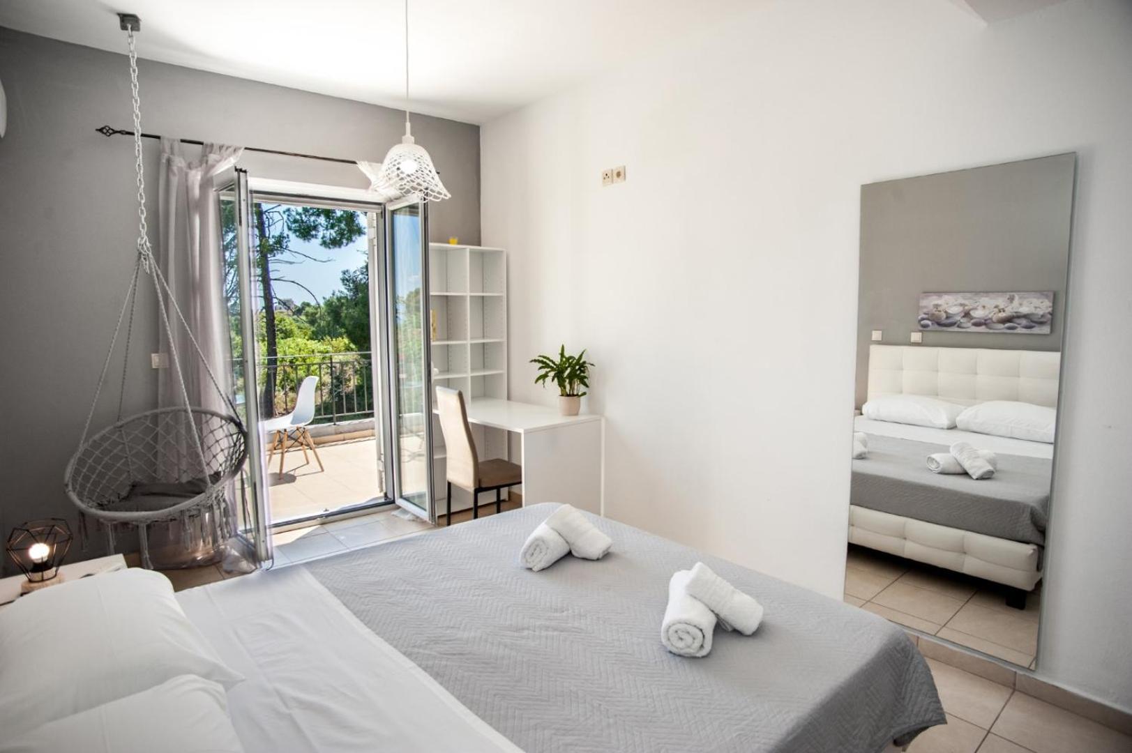 Gravanis Ir Home Pesadha Exterior photo